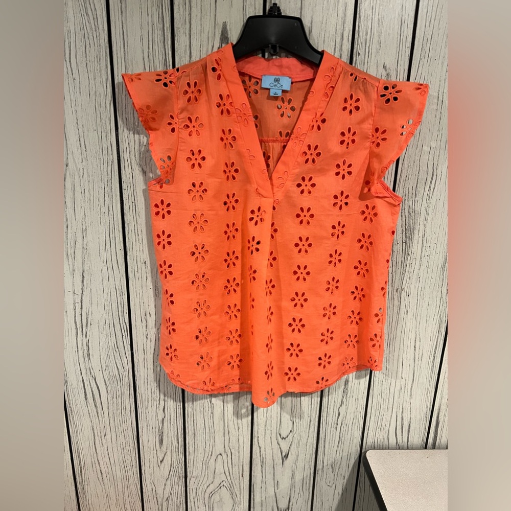 Cece Women’s Coral Eyelet V Neck Pull Over Blouse Small